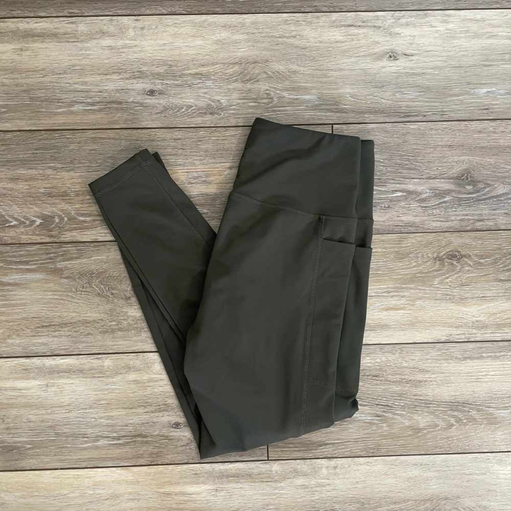 Danskin olive smoke leggings size M